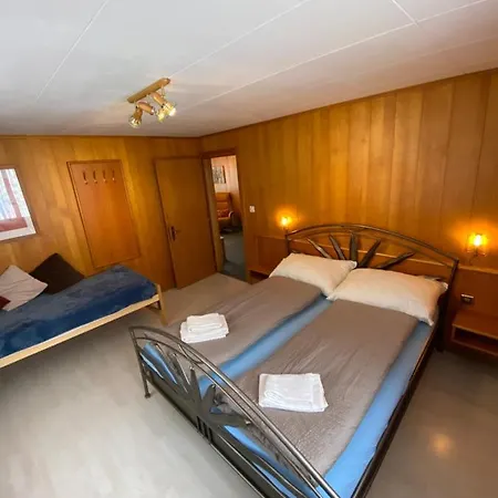 Allalinblick Apartman *