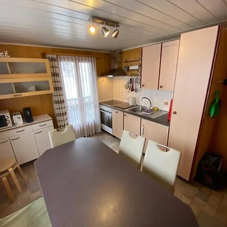 Allalinblick Apartman *