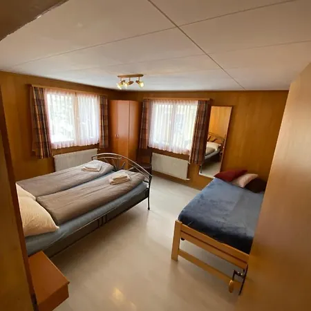 Allalinblick Apartman *