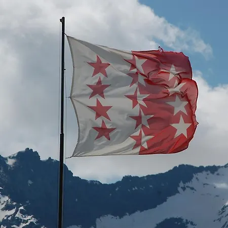 Allalinblick Apartman *