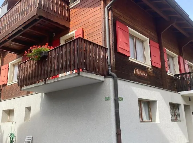 Allalinblick Apartmán *